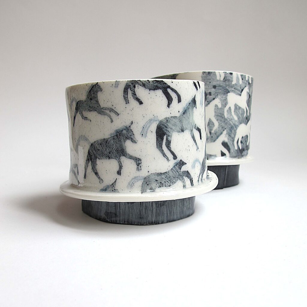 mustang, Annabelle Buxton (5/6)
